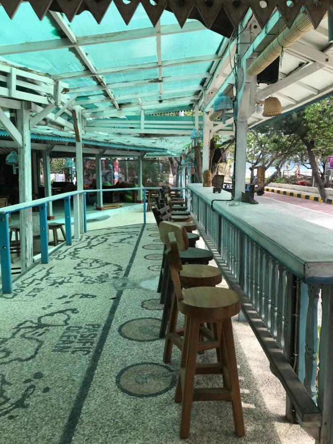 The Exile Sunset Bar & Bungalow Gili Trawangan Eksteriør billede